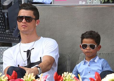 El Asombroso Parecido De Cristiano Ronaldo Y Su Hijo Foto