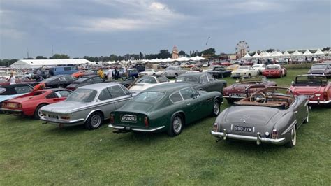 Galerie Foto Din Parcarea De La Goodwood Revival Da Parcarea Auto