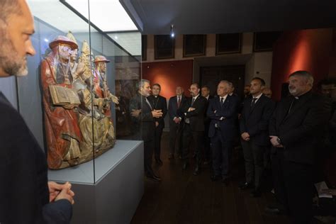 Fotos De La Inauguraci N De La Exposici N Del Papa Luna En Zaragoza