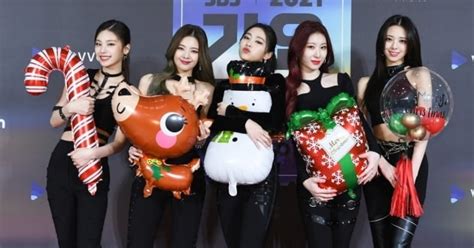 [포토] Itzy 사랑스러운 미소에 믿지 심쿵 Sbs 가요대전