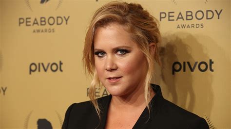 Amy Schumer Reveals Lyme Disease Diagnosis Lmfm