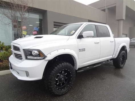 Dodge Ram 1500 White