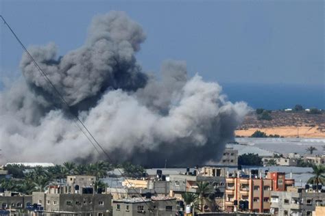 Guerre Israël Hamas bombardement du poste frontière de Rafah où