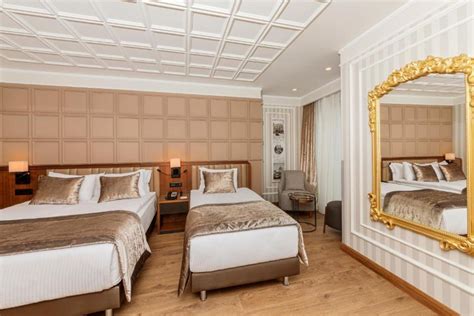 هتل موکارناس پرا استانبول Hotel Mukarnas Pera Istanbul مقتدر سیر