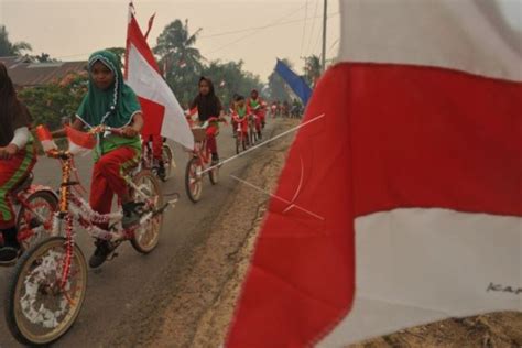 Sepeda Hias HUT Kemerdekaan RI ANTARA News Jambi