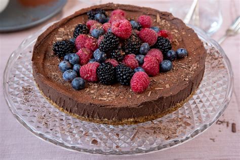 Raw Vegan Chocolate Cheesecake - FRESH