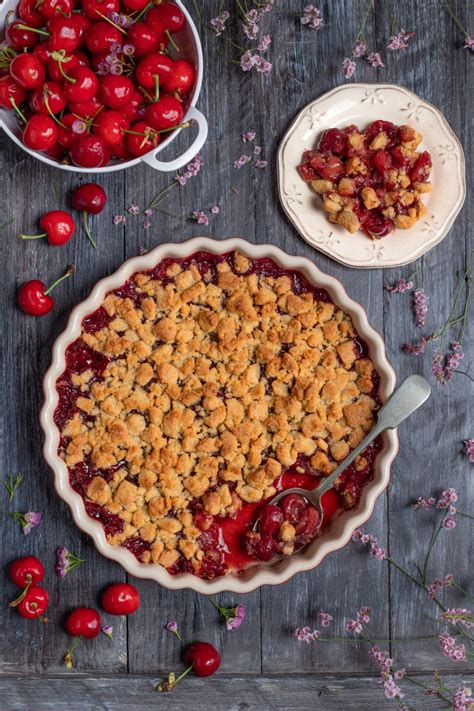 Crumble Di Ciliegie La Ricetta Di Sonia Peronaci