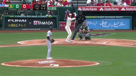 大谷翔平 Ohtani Shohei on Twitter RT MLB Shohei Ohtani can hit it out