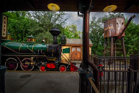 Photographing Disney Let The Train Take The Strain