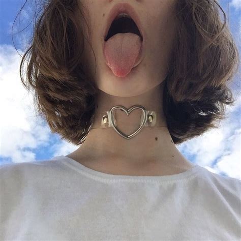 Pin By D I S N E Y ⛓️ On Hmm Fashion Makeup Girl Tongue Girls Makeup