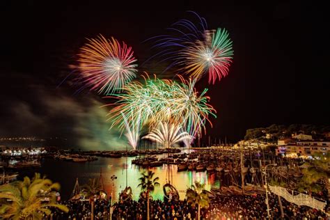 Somptueux Feu D Artifice Mairie De Sanary Sur Mer