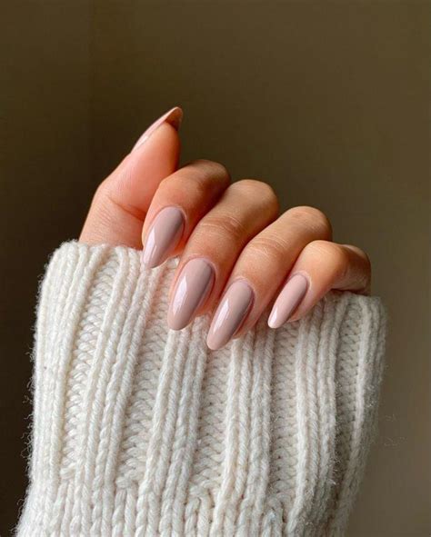 30 uñas invierno elegantes que arrasarán en 2024