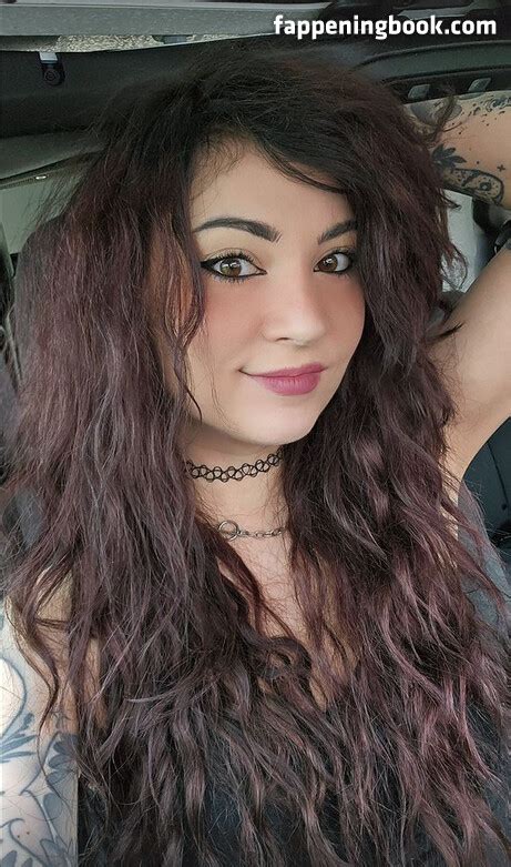 MelonieMac Nude OnlyFans Leaks Fappening FappeningBook