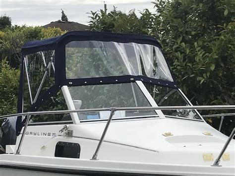 Bayliner Trophy With A Nice New Bimini Enclosure Coverall Upholstery