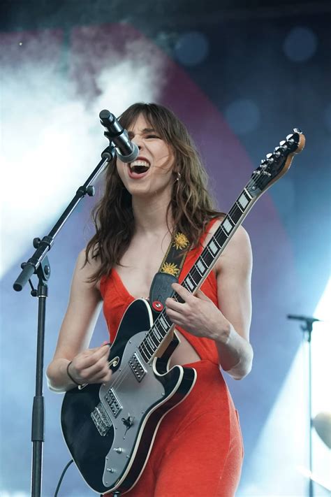 Rainy Start to the Francos: Rosie Valland and Ariane Roy Light Up the