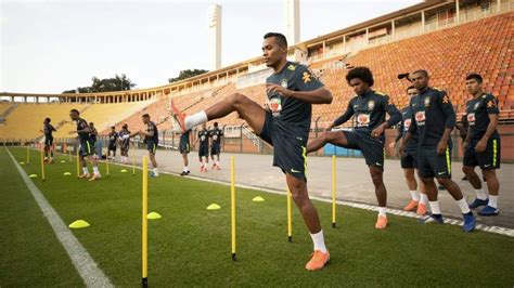 Seleção Brasileira Faz Treino Técnico Tático No Pacaembu Portal Morada