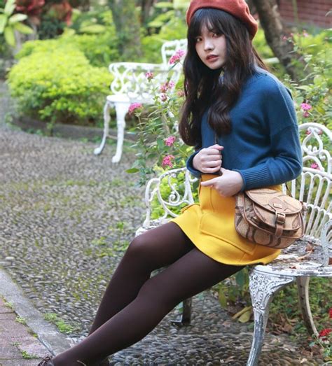 Pretty Looking And Pretty Clueless Pantyhosed Chinese Wife Free Asia Porn Photo