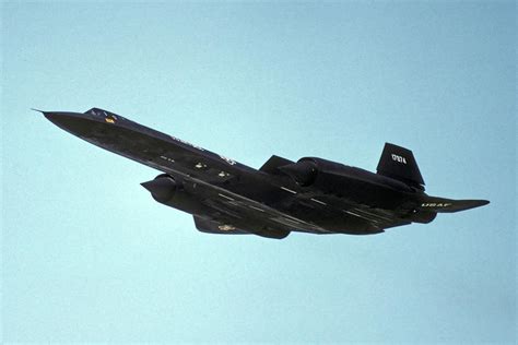 Lockheed SR-71A 61-7974, October 31, 1981 Beale AFB. Photograph by ...