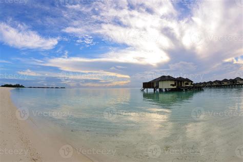 tropical beach landscape 10758054 Stock Photo at Vecteezy