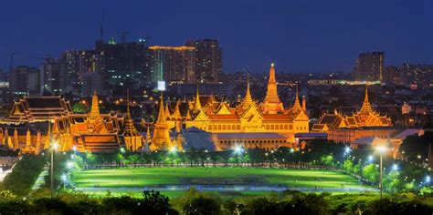 泰国全景宫曼谷天光泰国宫鸟眼观望泰国全景宫摩天大楼城市夜晚高清图片下载 正版图片307635122 摄图网