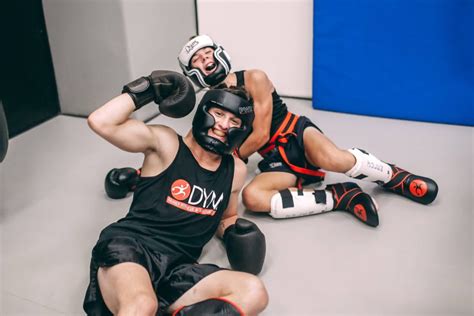 Clases De Kick Boxing Aprende De Forma Segura Centros Dym