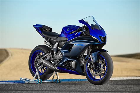 2022 Yamaha YZF R7 First Look Review Rider Magazine