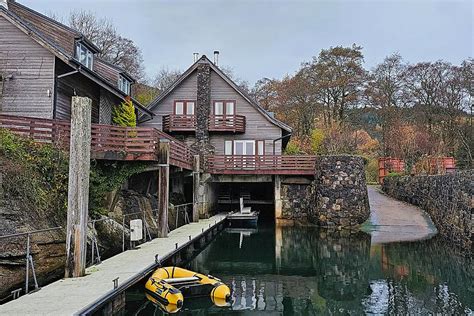 Cottage Holidays In Scotland Log Cabins Waterside Holiday Lodges