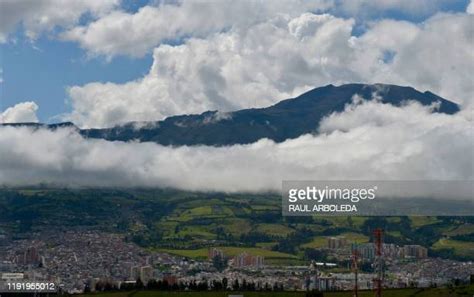 List Of Volcanoes In Colombia Photos and Premium High Res Pictures ...