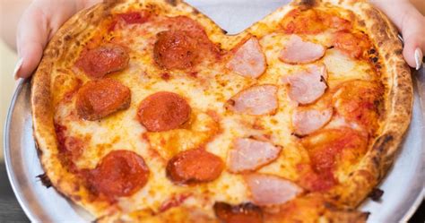 Rapid Fired Pizza Offering Heart Shaped Pizzas On Valentines Day