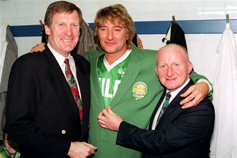 Was Rod Stewart born in Scotland and why is he Celtic's number one fan ...