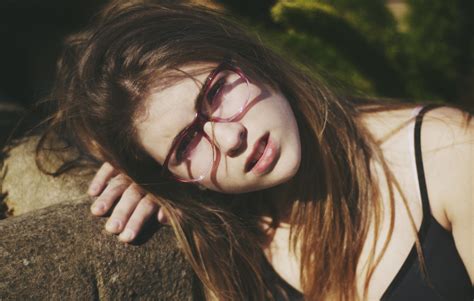 Baggrunde Ansigt Model Portr T Kvinder Med Briller Brunette Ben Mund Kigger P Seeren