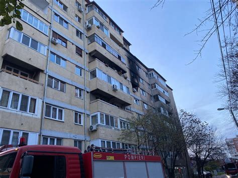 Incendiu Intr Un Bloc Din Oradea Locatarii Evacua I De Pompieri