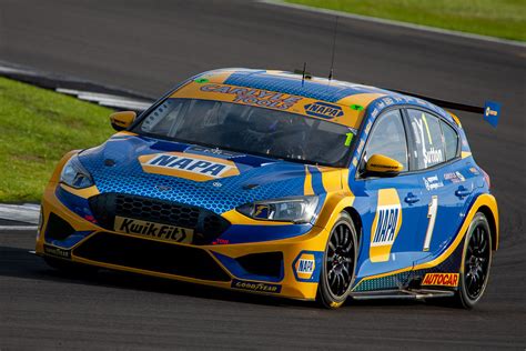 1 Ash Sutton Ford Focus Napa Racing BTCC Silverstone 2022 Flickr