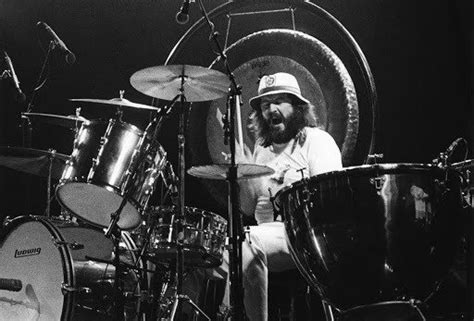 Hace 40 Años Moría John Bonzo Bonham El Sanguíneo Baterista De Led