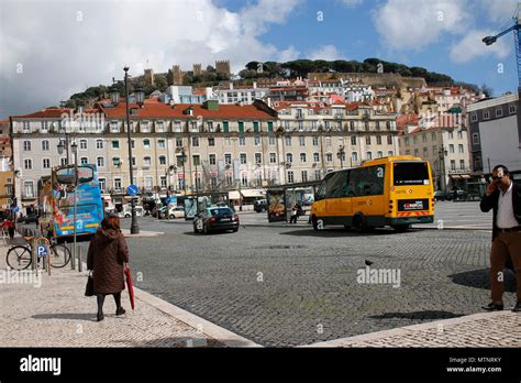 Reiterstatue Praca Da Figueira Hi Res Stock Photography And Images Alamy