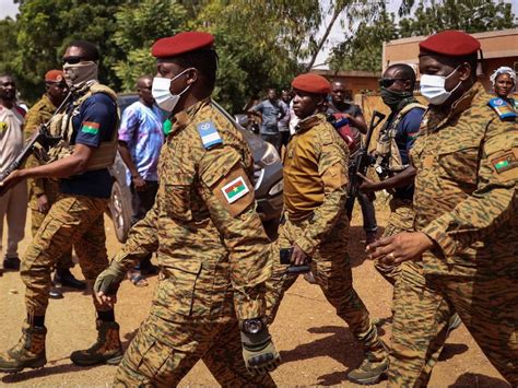 Cuerpos De Hombres Encontrados Muertos A Tiros En Burkina Faso Fiscales