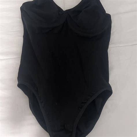 Skims Women S Bodysuit Depop