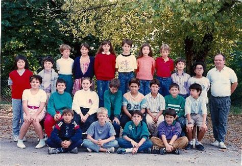 Photo De Classe CM2 89 90 De 1990 ECOLE JULES FERRY Copains D Avant