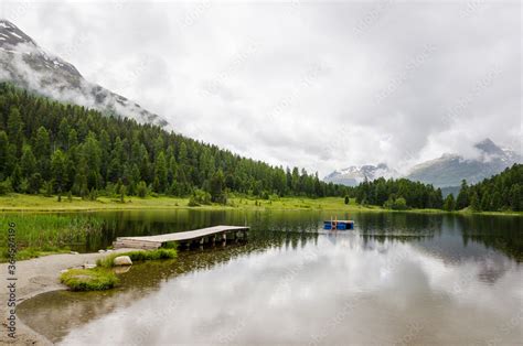 Fotka St Moritz Stazersee Bergsee Stazerwald Holzsteg Badesee