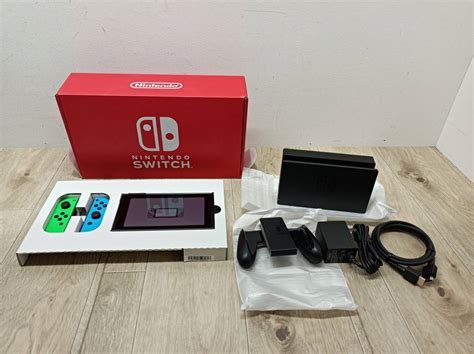 【傷や汚れあり】070 A） 〈中古品〉 ニンテンドーswitch 本体 マイニンテンドーストア版 〈動作確認済み初期化済み〉8 欠品物あり