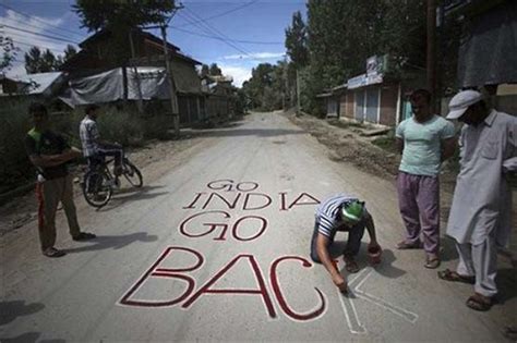 Kashmiris Observe Indian Republic Day As Black Day Pakistan Defence