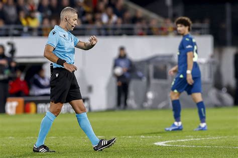 Radu Petrescu făcut praf după ce a arbitrat în grupele Champions