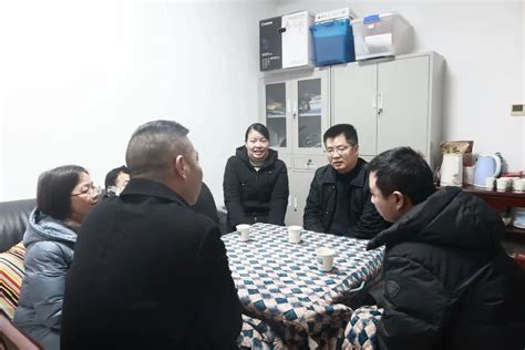 新春慰问 催人奋进丨娄底中院到双峰法院慰问优秀干警澎湃号·政务澎湃新闻 The Paper