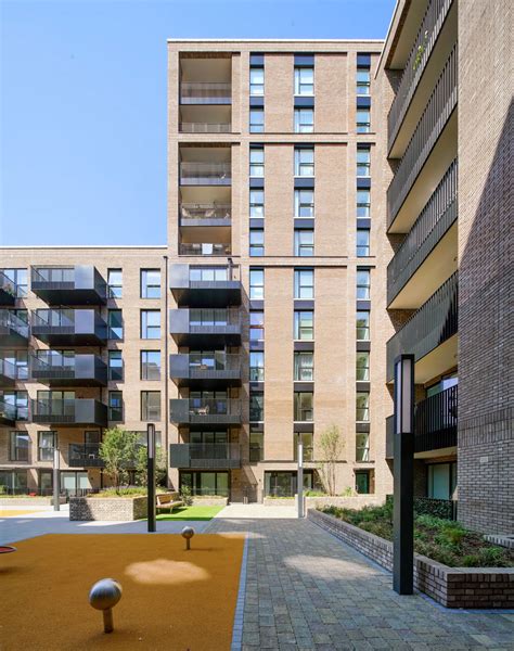 Gallions Reach - Royal Albert Wharf, London - BA Systems