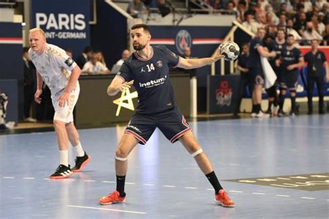 Hand Le PSG Toujours Invincible En Liqui Moly Starligue Aix S Impose