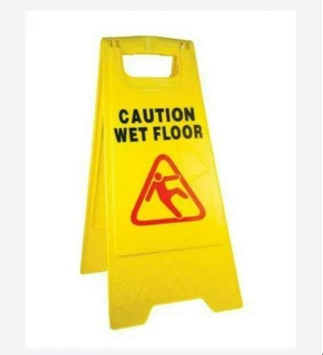 Polycarbonate Yellow Incandescent Bord Wet Floor Caution Board For