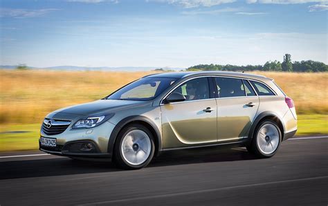 OPEL Insignia Country Tourer Specs Photos 2013 2014 2015 2016