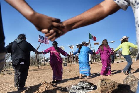 La Nación Tohono Oodham Más De 30 Mil Miembros Divididos Por El Muro