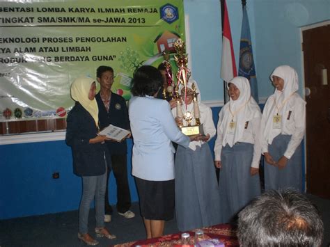 Seputar Lomba Karya Ilmiah Remaja Lkir