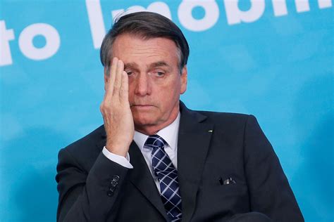 Globo Peita Bolsonaro Exibe Vídeo Comprometedor Do Presidente E